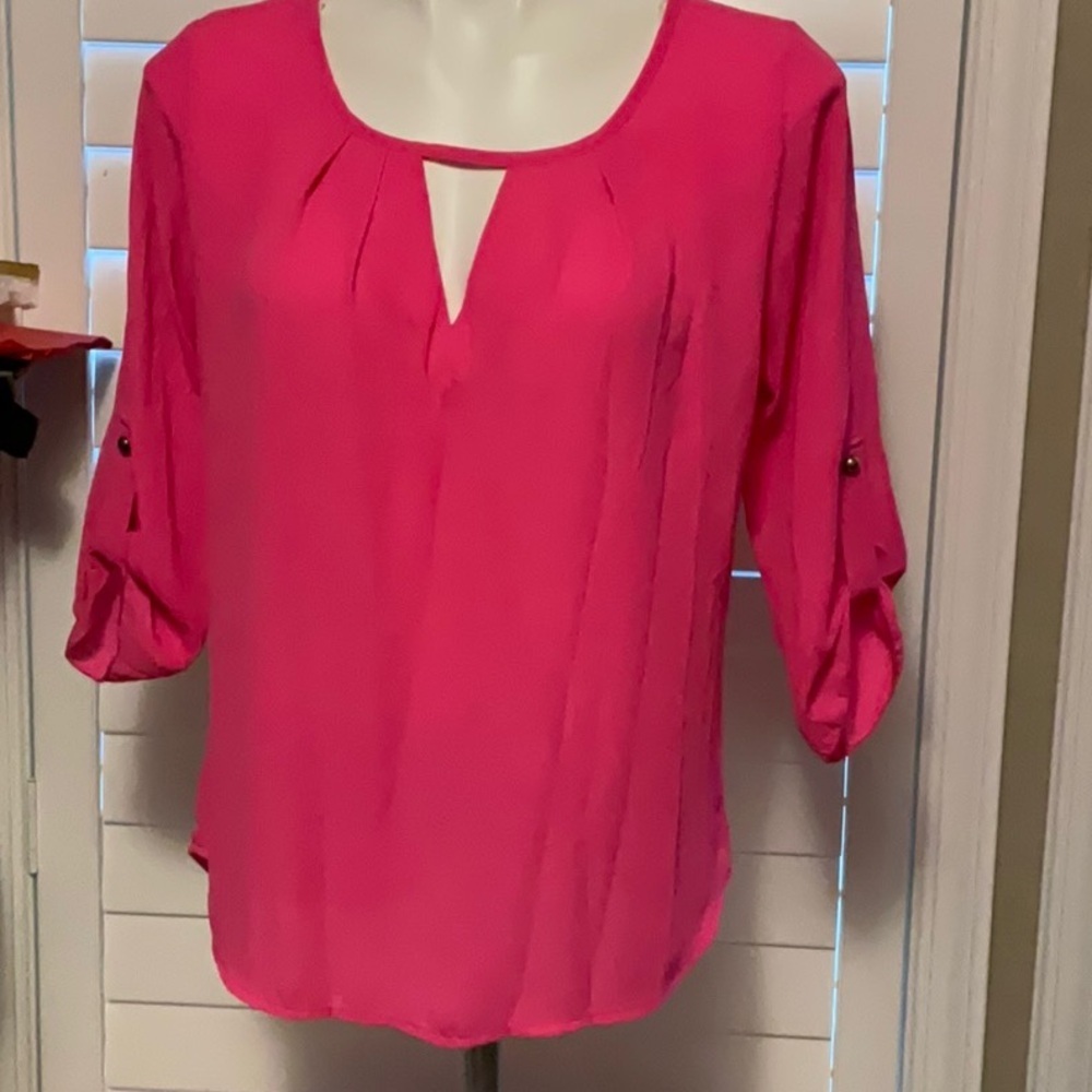 a'gaci Vibrant Pink Blouse with Keyhole Detail